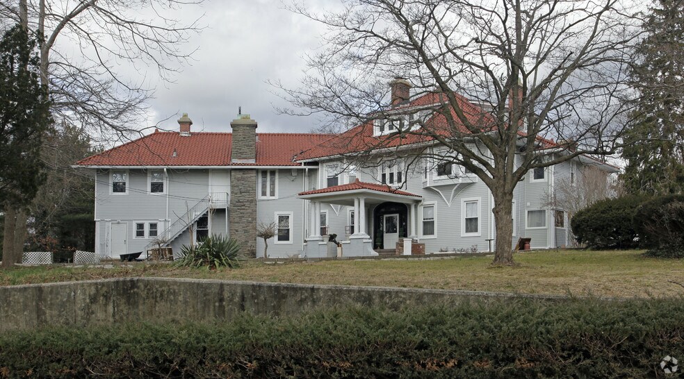 Primary Photo Of 65 Lisa Dr, Northport Assisted Living For Sale