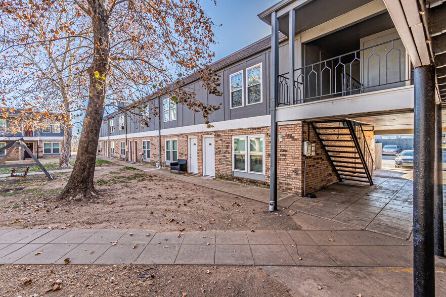More Photos Of 4635 W Gore Blvd, Lawton Apartments For Sale