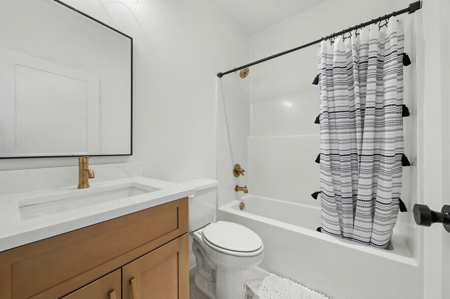 More Photos Of 1519-1521 Carroll Creek Rd, Johnson City Apartments For Sale