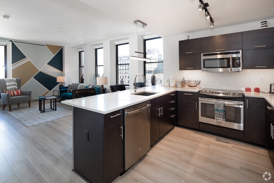 More Photos Of 1338 Chestnut St, Philadelphia Apartments For Sale