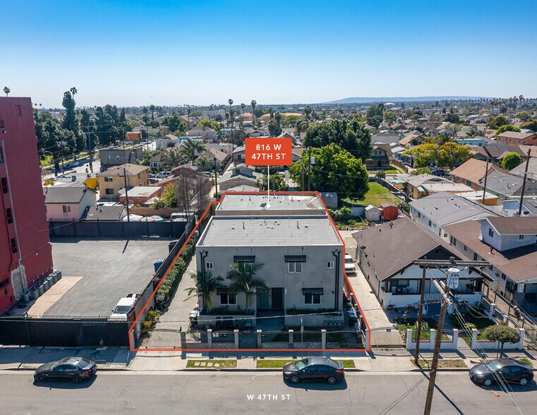 More Photos Of 814-816 1/2 W 47th St, Los Angeles Apartments For Sale