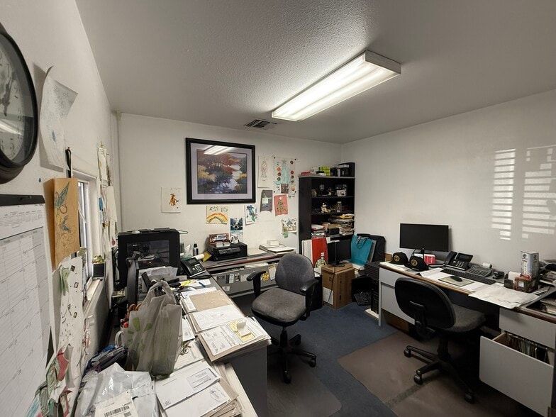 More Photos Of 12947-12955 Arroyo St, Sylmar Warehouse For Sale