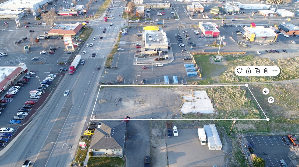 More Photos Of 115 S Ely St, Kennewick Land For Sale