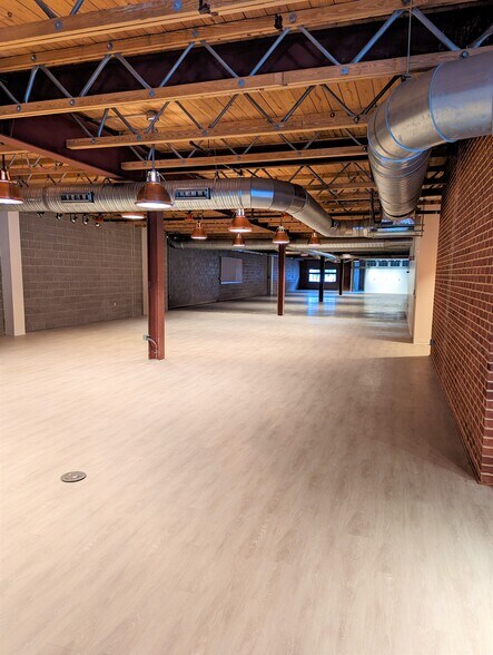 More Photos Of 900 S Wolfe St, Baltimore Office For Sale