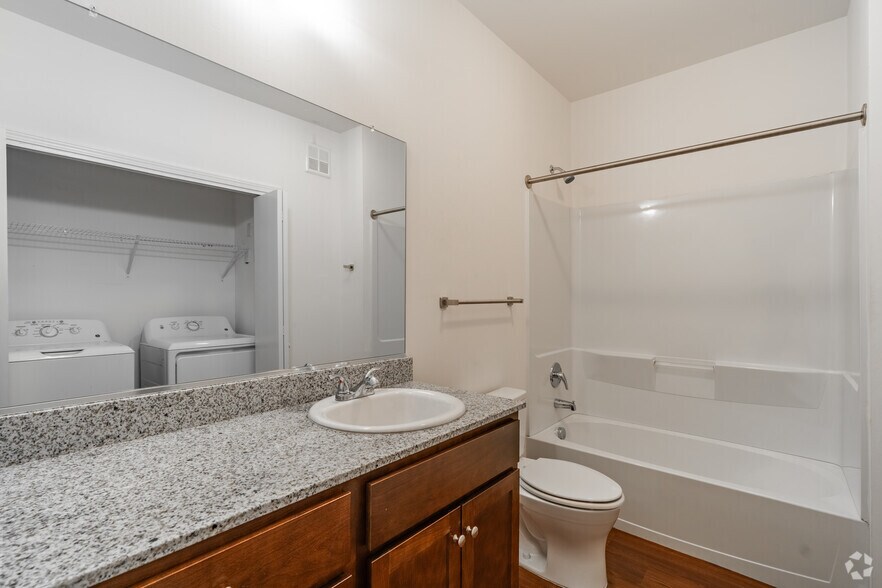 More Photos Of 138 Huling Ave, Memphis Apartments For Sale