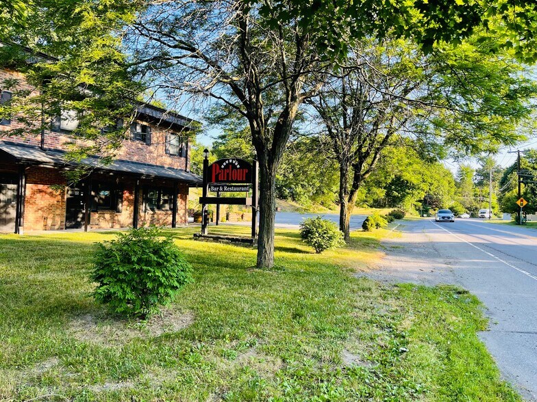 More Photos Of 85 Taft Ave, Arlington Restaurant For Lease