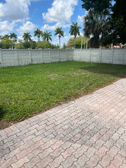 More Photos Of 3310 NW 90th Ave, Coral Springs Multifamily For Sale