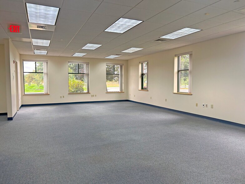 More Photos Of 4 Barrell Ct, Concord Office For Lease