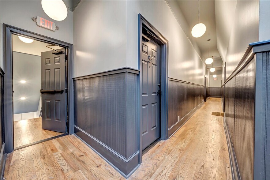 More Photos Of 362 2nd St, Macon-Bibb Storefront Retail Residential For Sale