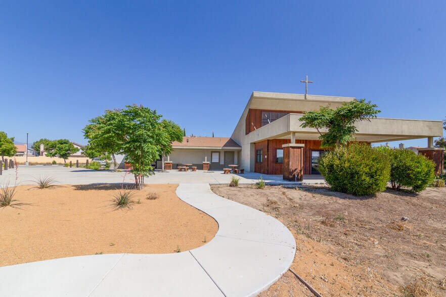 More Photos Of 3126 W Johnston Ave, Hemet Religious Facility For Sale
