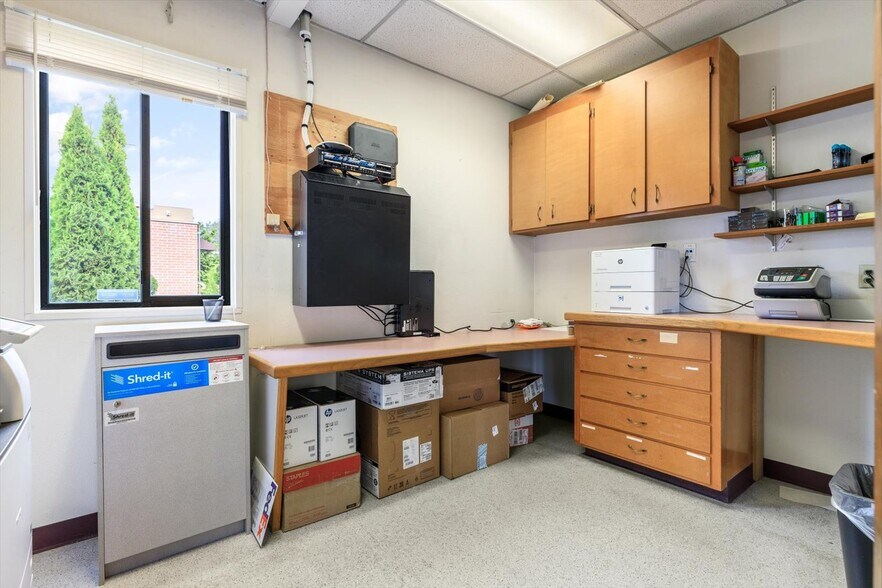 More Photos Of 5589 Harbor Road Rd, Freeland Office Residential For Sale