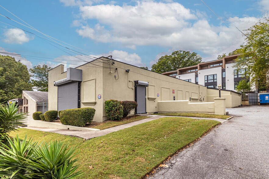 More Photos Of 1634 Northside Dr, Atlanta Storefront Retail Office For Sale