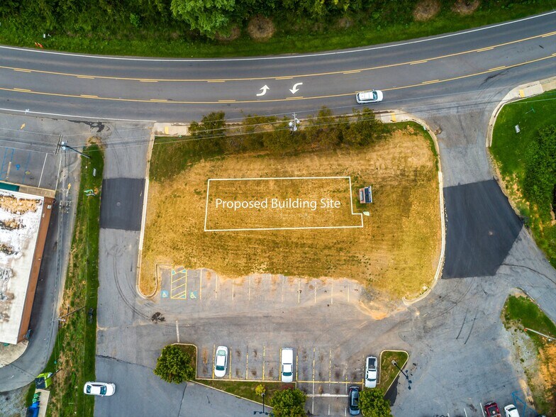 More Photos Of 695 Carl Eller Rd, Mars Hill Land For Lease