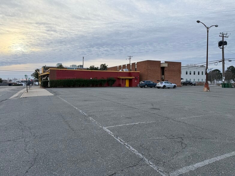 More Photos Of 1808 Staples Mill Rd, Richmond Restaurant For Sale