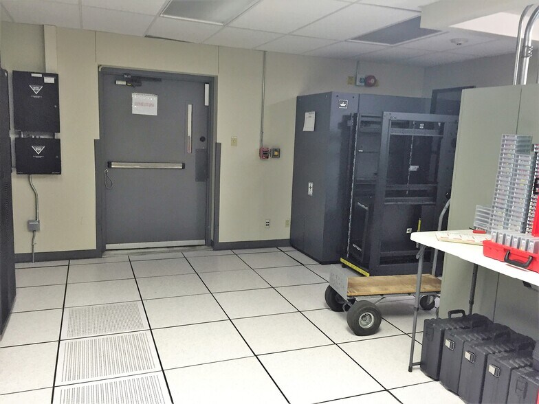 More Photos Of 421 E 34th St SE, Amarillo Industrial For Sale