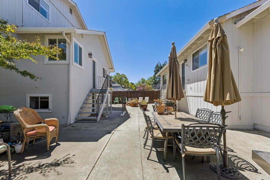 More Photos Of 3851 Vineyard Ave, Pleasanton Multifamily For Sale