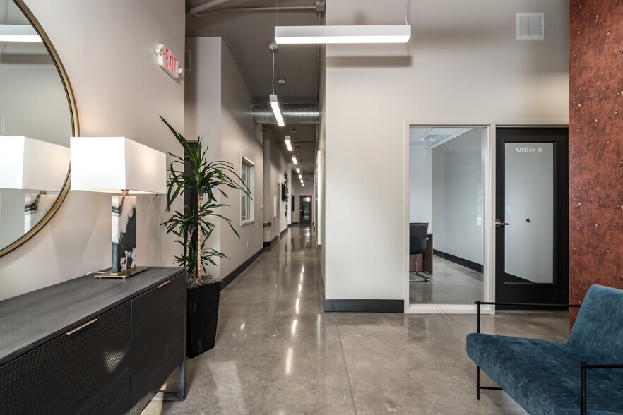 More Photos Of 8221 Ranch Blvd, Little Rock Office Residential For Lease