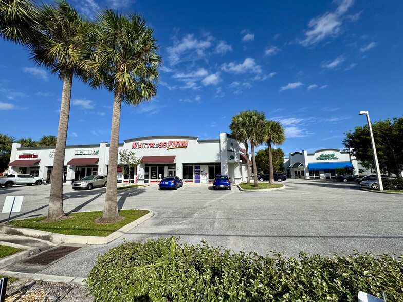 Primary Photo Of 2835-2841 NW Federal Hwy, Stuart Unknown For Lease