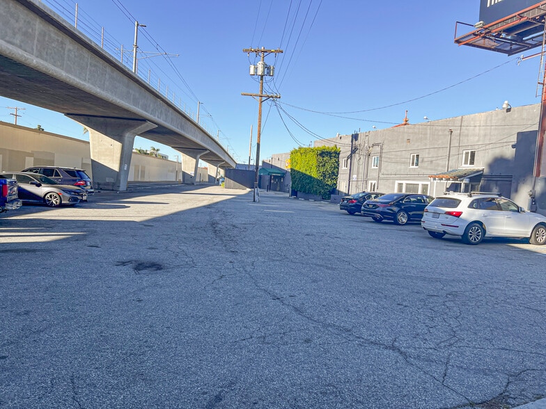 More Photos Of 11300-11320 W Pico Blvd, Los Angeles Storefront For Lease