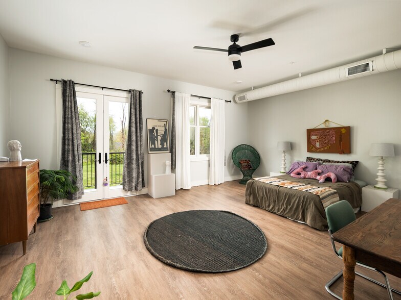 More Photos Of 315 Haywood Rd, Asheville Storefront Retail Residential For Sale