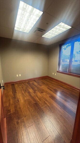 More Photos Of 8600 Transit Rd, East Amherst Medical For Lease