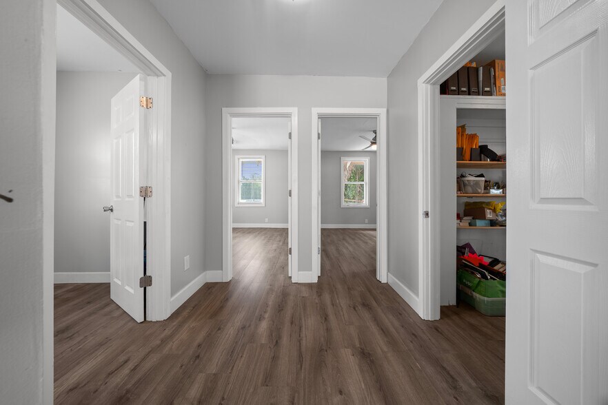 More Photos Of 98 NE 9th St, Ocala Unknown For Lease