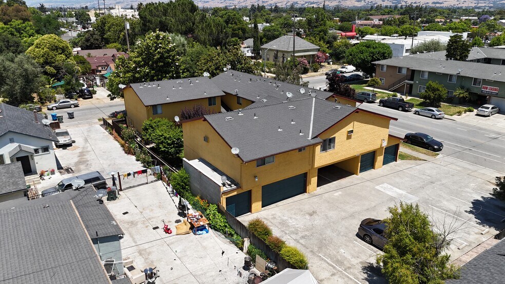 More Photos Of 7191 Eigleberry St, Gilroy Apartments For Sale