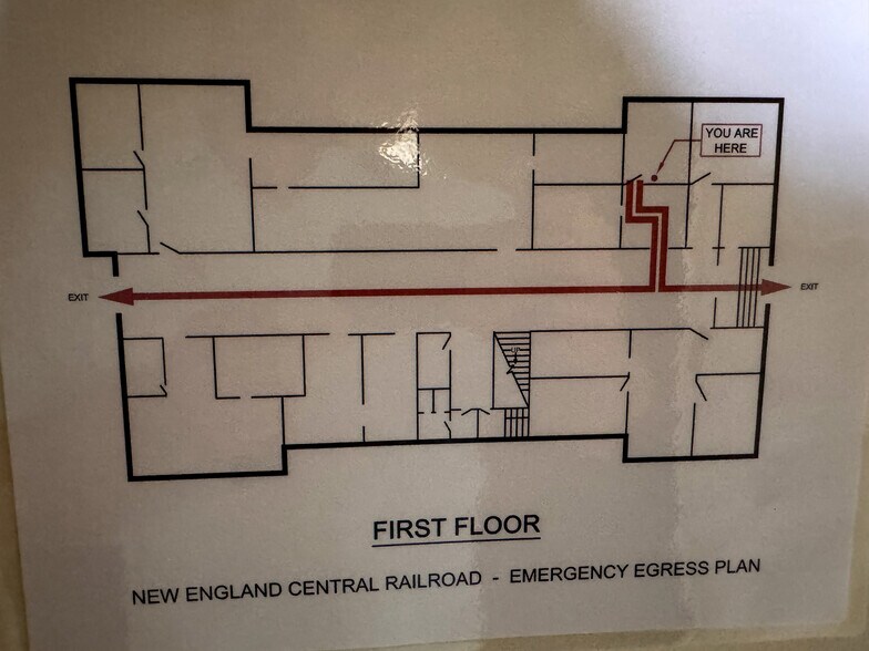 More Photos Of 2 Federal St, Saint Albans Specialty For Sale