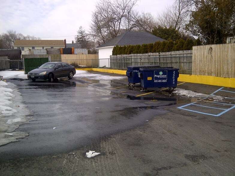 More Photos Of 166 Poplar St, West Hempstead Storefront Retail Office For Lease