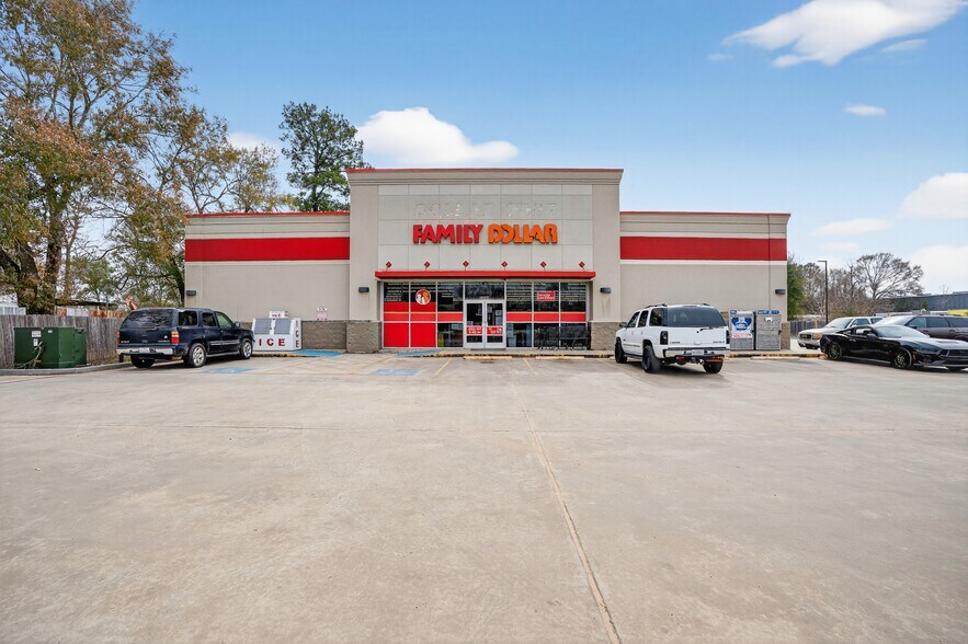 More Photos Of 20084 TX-Hwy 105, Cleveland Freestanding For Sale