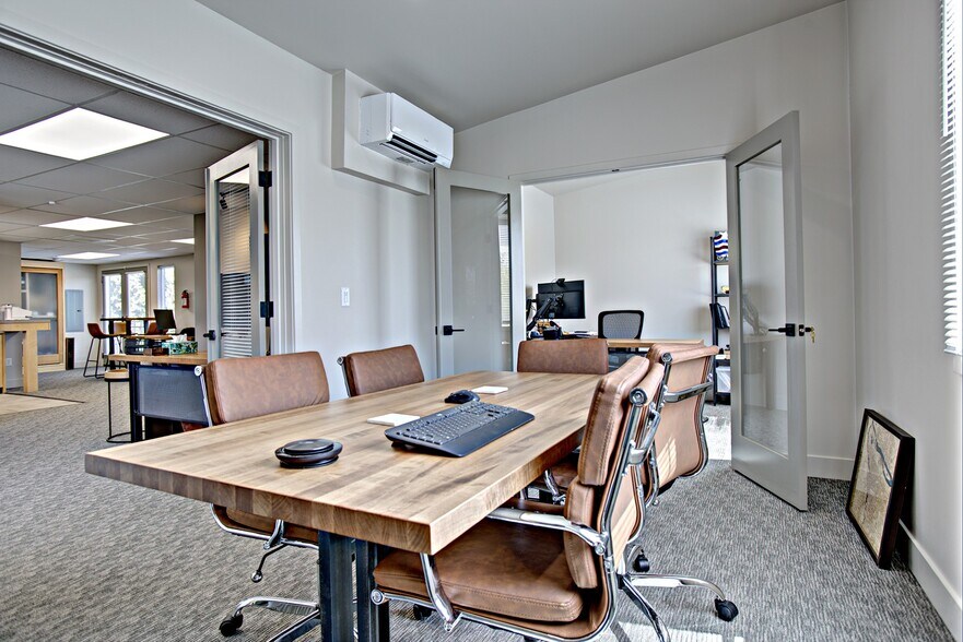 More Photos Of 3128 E Evergreen Blvd, Vancouver Loft Creative Space For Sale