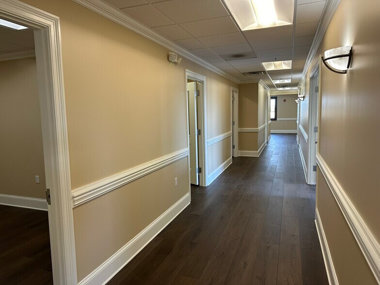 More Photos Of 11470 Parkside Dr, Knoxville Office For Lease