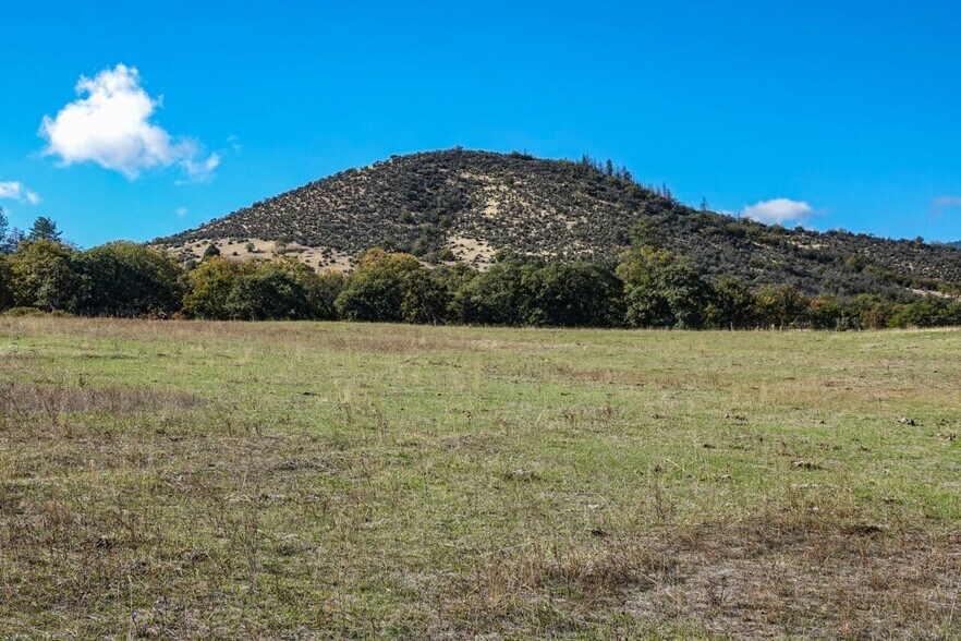 More Photos Of 3501 S State Highway 3, Etna Land For Sale