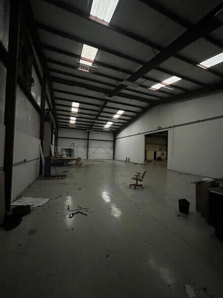 More Photos Of 257 Confederate Ave, Jasper Warehouse For Lease