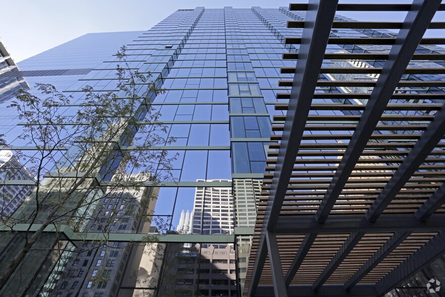 More Photos Of 215 W Lake St, Chicago Apartments For Lease