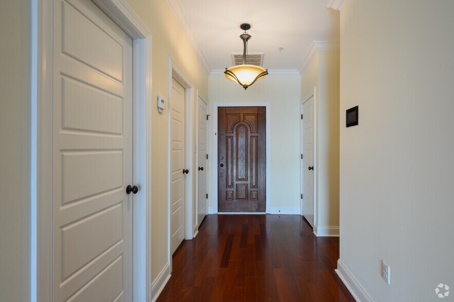 More Photos Of 1 Brown St, Philadelphia Apartments For Lease