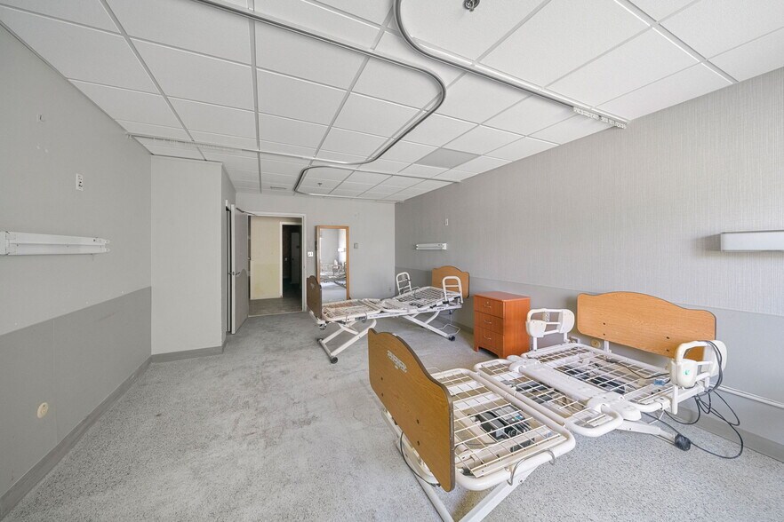 More Photos Of 1123 Rockdale Ave, New Bedford Rehabilitation Center For Sale