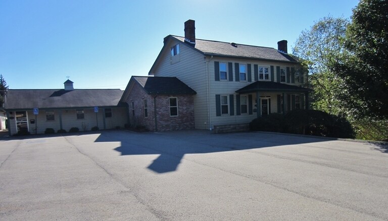 More Photos Of 100 Sandune Dr, Plum Medical For Lease