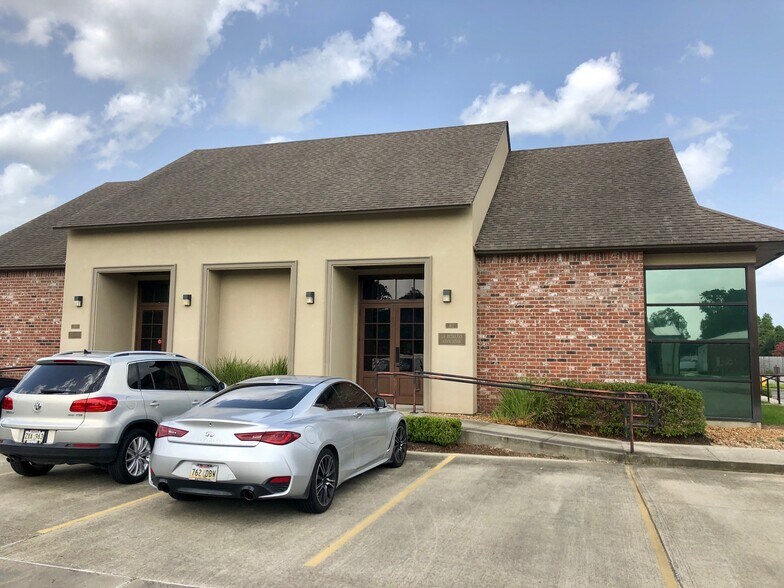More Photos Of W E. Heck ct, Baton Rouge Office For Lease