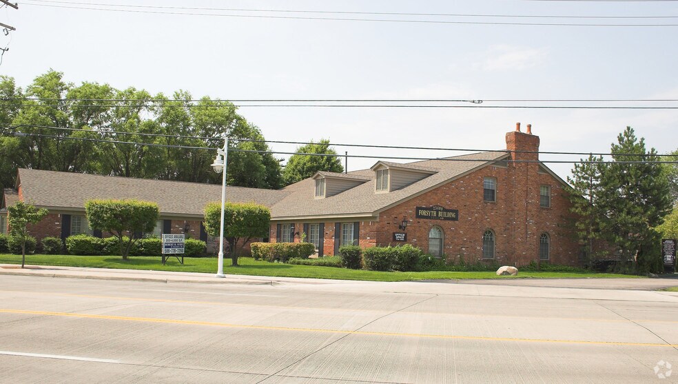 More Photos Of 23409-23411 Jefferson Ave, Saint Clair Shores Office For Sale