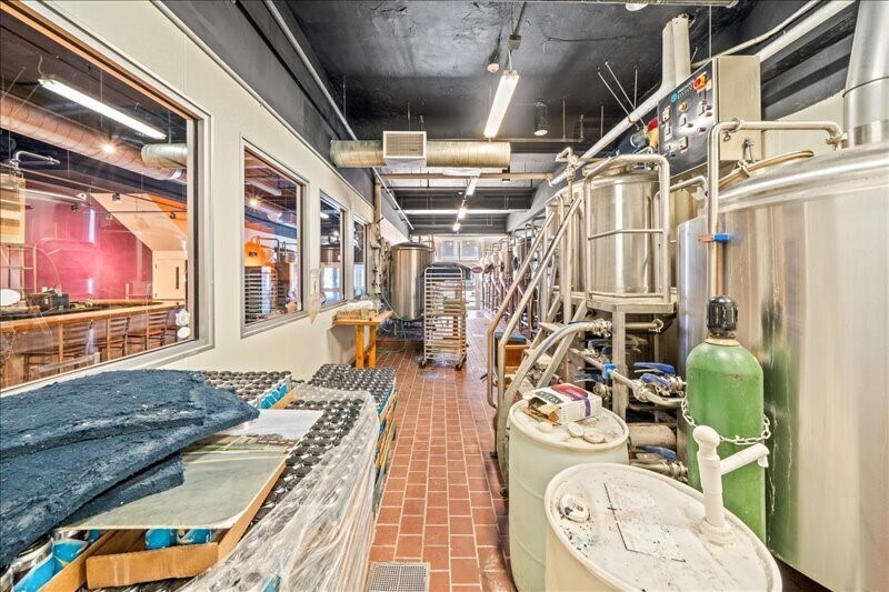 More Photos Of 41 Court St, Binghamton Storefront Retail Residential For Sale