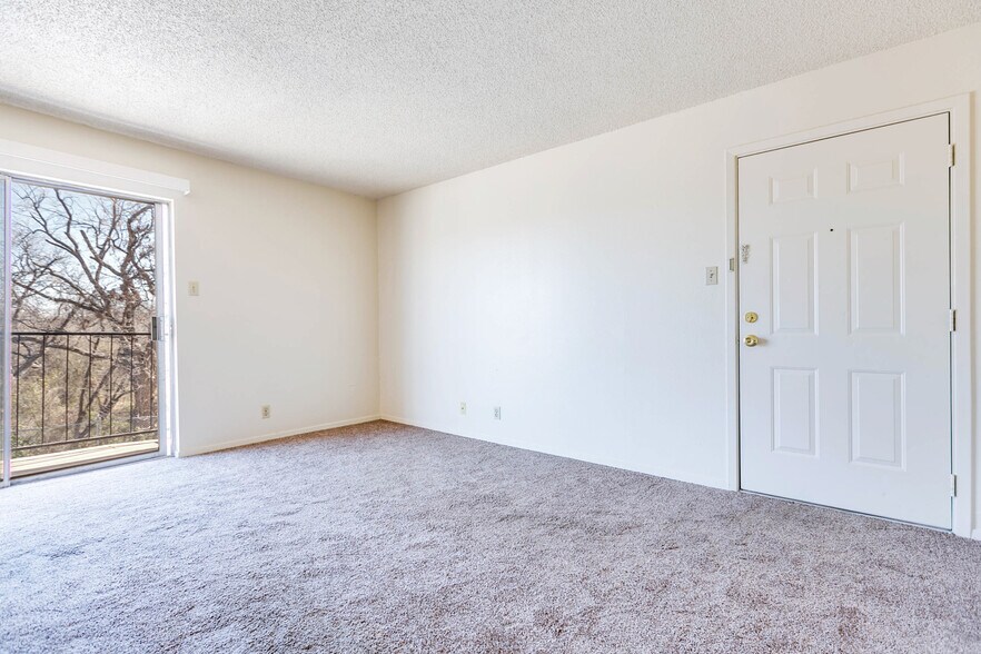 More Photos Of 1707-1717 Greenwood St, San Angelo Apartments For Sale