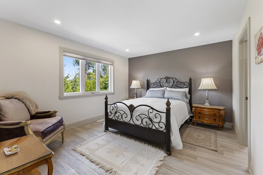 More Photos Of 57 Rue Allan, Brownsburg-chatham Apartments For Sale