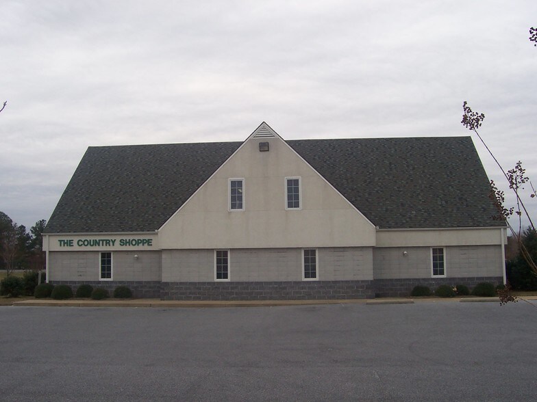 Primary Photo Of 32057 Beaver Run Dr, Salisbury Freestanding For Sale