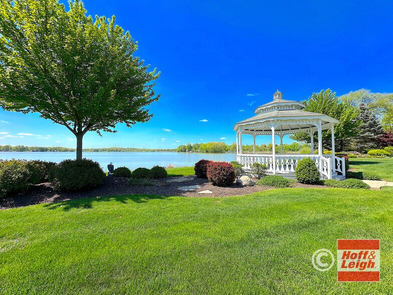 More Photos Of 1200 Main St, Lakemore Lodge Meeting Hall For Lease