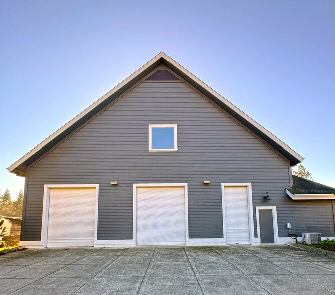 More Photos Of 1003 Gravenstein Hwy, Sebastopol Unknown For Lease