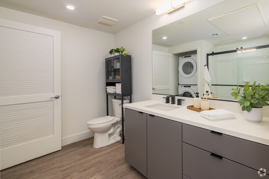 More Photos Of 251 6th St, Sacramento Apartments For Lease