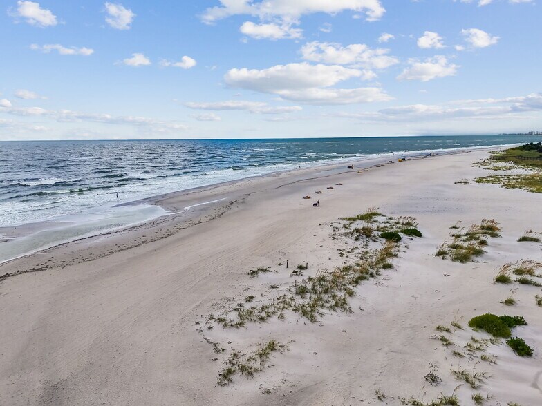 More Photos Of 11730 Gulf Blvd, Treasure Island Apartments For Sale