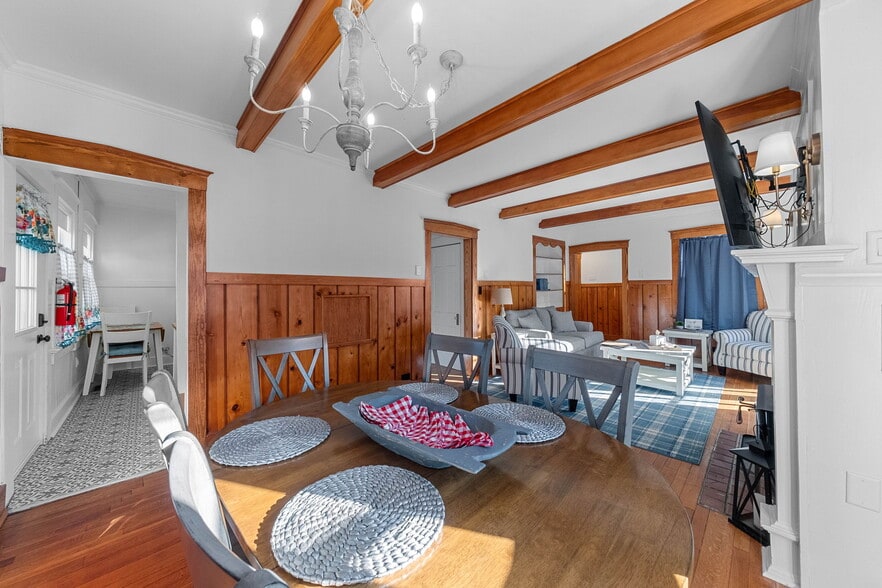 More Photos Of 233 Jackson St, Augusta Specialty For Sale