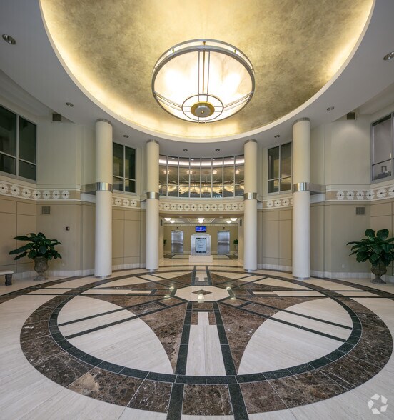 More Photos Of 40 Calhoun St, Charleston Office For Lease
